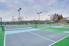 Smith Mountain Lake Condo w/ Pool Access