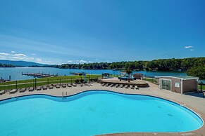 Smith Mountain Lake Condo w/ Pool Access