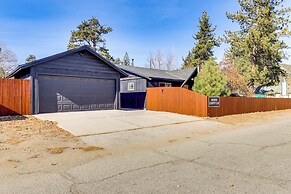 Swim, Ski & Explore: Cabin w/ Yard in Big Bear