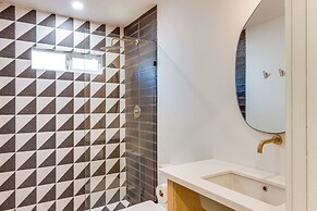 Swim, Ski & Explore: Cabin w/ Yard in Big Bear