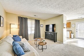 Family Home w/ Ping-pong & Fire Pit in Lexington
