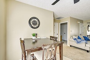 Family Home w/ Ping-pong & Fire Pit in Lexington