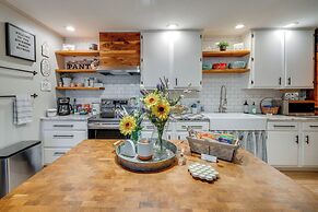 'rockinb88 Ranch Retreat' Terrell Home Near Shops