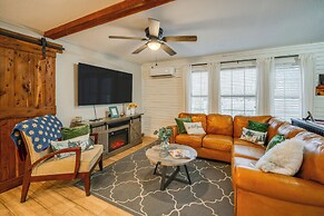 'rockinb88 Ranch Retreat' Terrell Home Near Shops