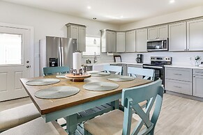 8 Mi to South Padre Island: Coastal Retreat!