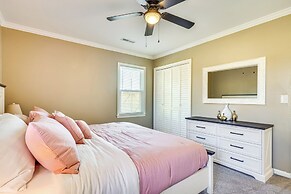 17 Mi to Dtwn: Family Home in North Charleston