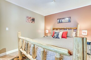 Private Hot Tub & Deck: Gaylord Family Home!