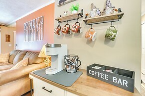 Private Hot Tub & Deck: Gaylord Family Home!