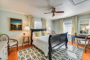 Dine Al Fresco: Reedville Home w/ Dock