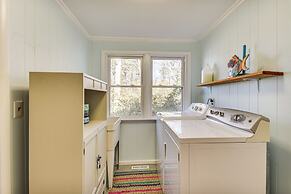 Dine Al Fresco: Reedville Home w/ Dock