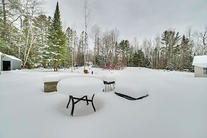 Walk to Beach & Mullett Lake: Cottage w/ Yard!