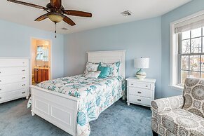 1 Mi to Jenkinson's Boardwalk: Family Gem w/ Grill