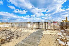 1 Mi to Jenkinson's Boardwalk: Family Gem w/ Grill