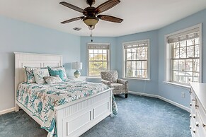 1 Mi to Jenkinson's Boardwalk: Family Gem w/ Grill