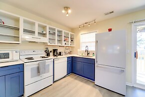 Walk to Atlantic Beach: Townhome w/ Patio!