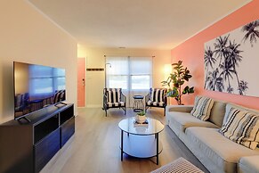 Walk to Atlantic Beach: Townhome w/ Patio!