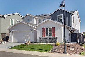 7 Mi to Folsom Lake: Sacramento Area Apartment