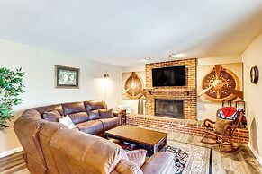 6 Mi to Hersheypark: Family Getaway w/ Fire Pit