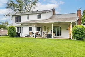 6 Mi to Hersheypark: Family Getaway w/ Fire Pit