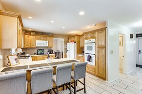 6 Mi to Hersheypark: Family Getaway w/ Fire Pit