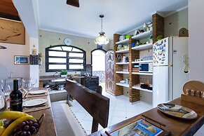 300m da praia com AC - Brazilian Corner