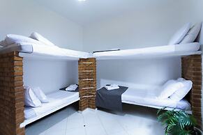 300m da praia com AC - Brazilian Corner