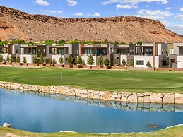 Villa #46 At Bloomington Country Club 3 Bedroom Condo