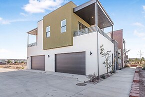 Villa #46 At Bloomington Country Club 3 Bedroom Condo