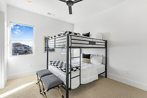 Villa #46 At Bloomington Country Club 3 Bedroom Condo