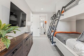 Slickrock Shore 8 Bedroom Townhouse