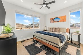 Slickrock Shore 8 Bedroom Townhouse