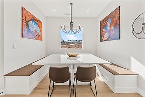 Slickrock Shore 8 Bedroom Townhouse