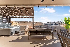 Slickrock Shore 8 Bedroom Townhouse