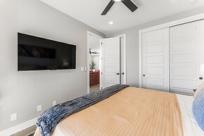 Slickrock Shore 8 Bedroom Townhouse