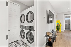 Slickrock Shore 8 Bedroom Townhouse