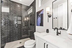 Slickrock Shore 8 Bedroom Townhouse