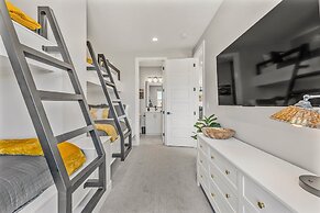 Slickrock Shore 8 Bedroom Townhouse