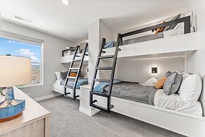 Slickrock Shore 8 Bedroom Townhouse