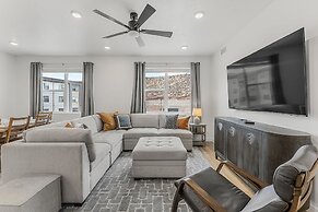 Sky Haven #202 2 Bedroom Condo