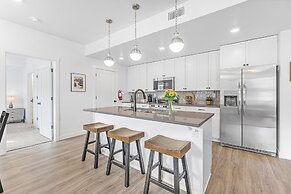 Blue Horse #203 2 Bedroom Condo