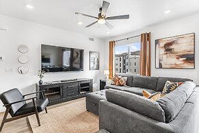 Blue Horse #203 2 Bedroom Condo