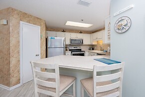 Phoenix Vii 71409 2 Bedroom Condo