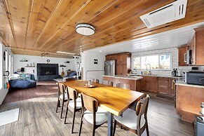 Charming Retreat In The Heart Of Reno 3 Bedroom Home