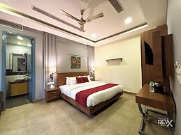 The Maple Woods Resort