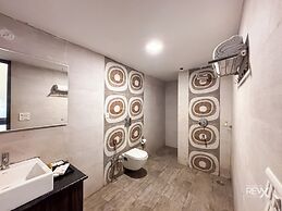 The Maple Woods Resort