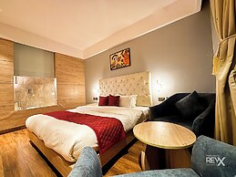 The Maple Woods Resort