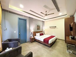 The Maple Woods Resort