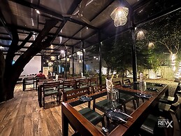 The Maple Woods Resort