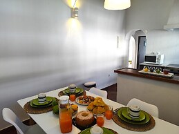 Lagos High Point Nature 1 by Homing