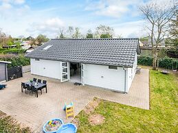 4 Star Holiday Home in Borkop